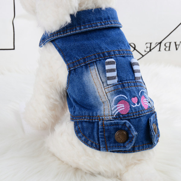 Tikandiga moodne teksavest koertele