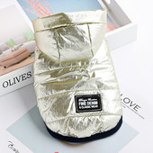 Haina cu gluga si emblema pentru caini