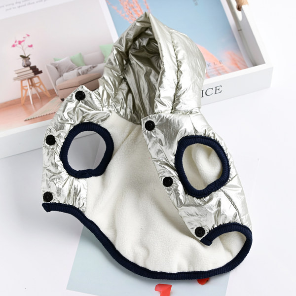 Haina cu gluga si emblema pentru caini