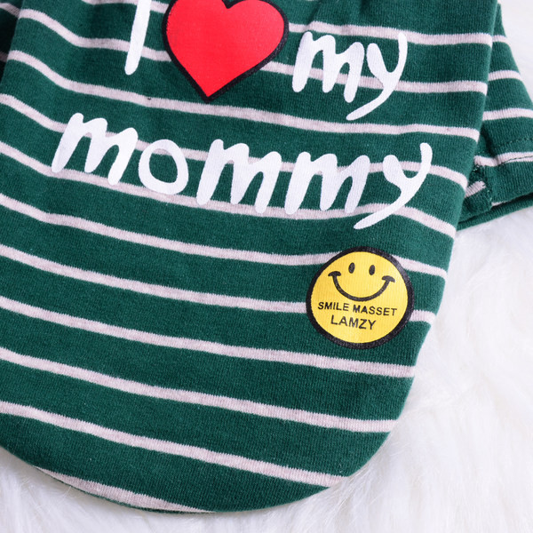 Раирана блуза с апликация  за кучета