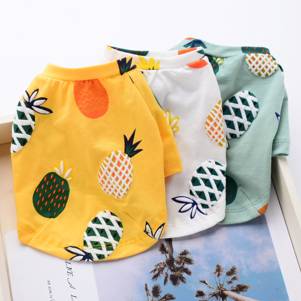 Îmbrăcăminte colorată cu aplicație pentru câini