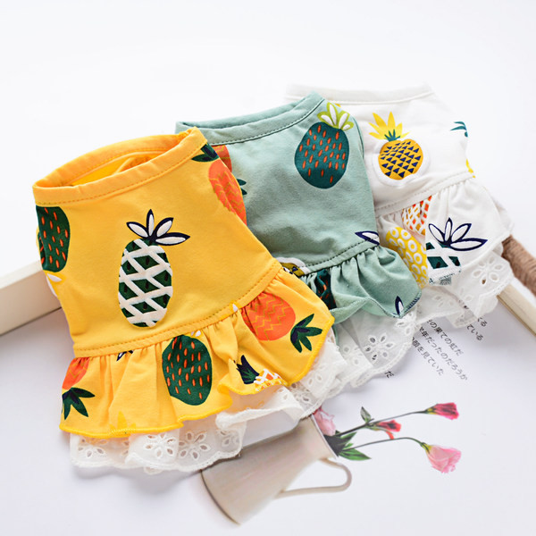 Îmbrăcăminte colorată cu aplicație pentru câini