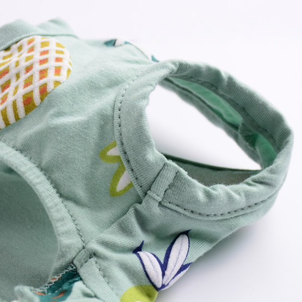 Îmbrăcăminte colorată cu aplicație pentru câini