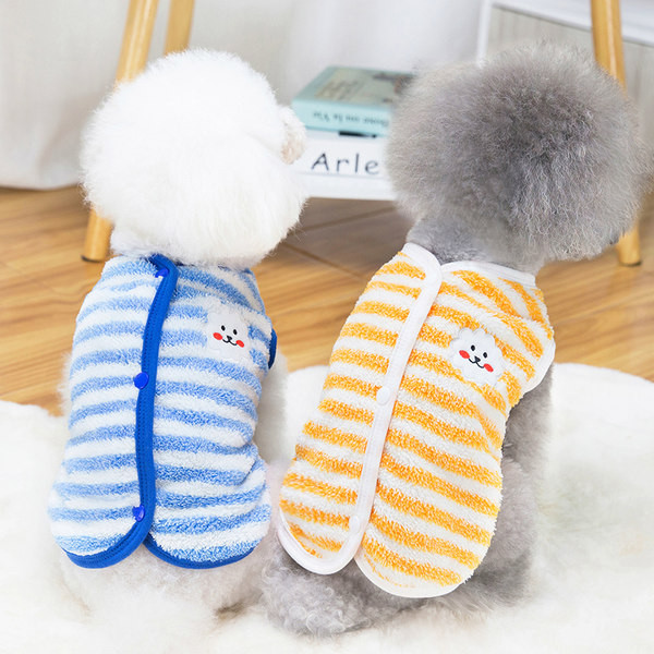 Rochie in dungi cu nasturi