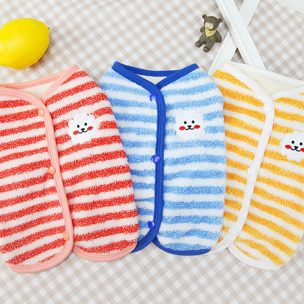 Rochie in dungi cu nasturi