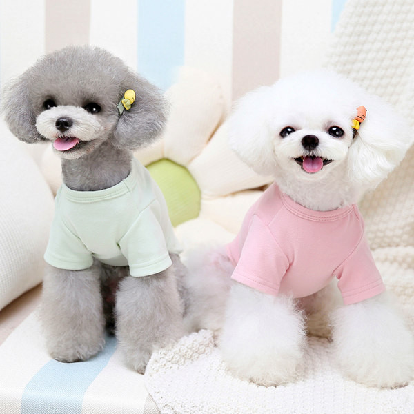 Дреха за кучета - с апликация и къс ръкав