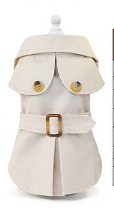 Kaasaegne vihmamantli tüüpi mantel koertele