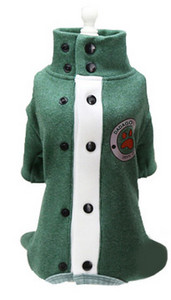 Nööpide ja trükiga koerariided