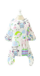 Värvilised kombinesoonid koertele