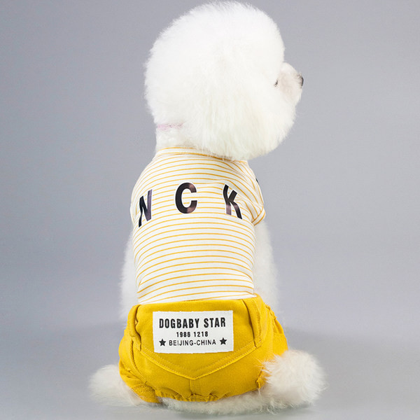 Haine pentru câini cu inscripție și emblemă