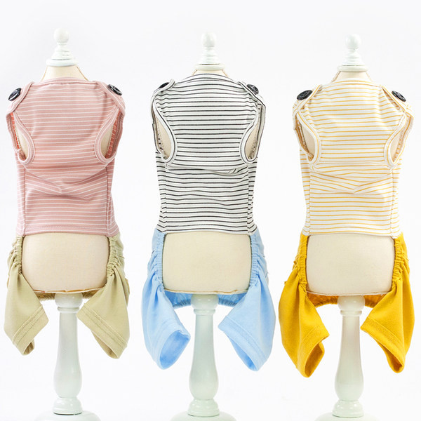 Haine pentru câini cu inscripție și emblemă