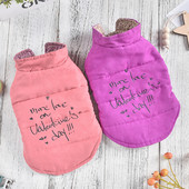 Haine cu inscripții pentru un câine