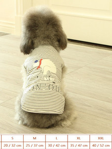 Bluză în dungi cu aplicație și inscripție pentru câini