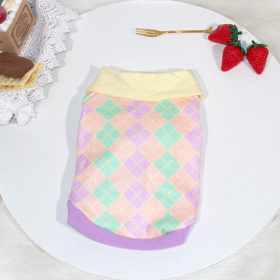 Pulover din carouri tricotat cu guler