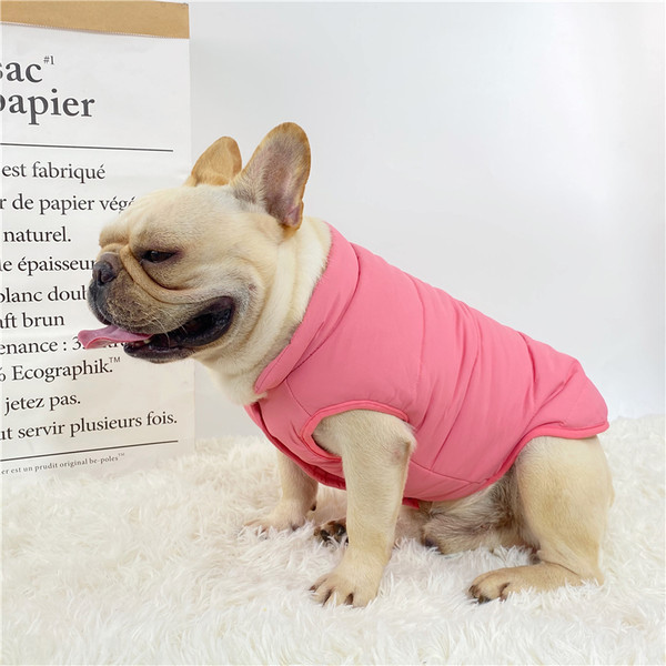 Haina cu nasturi - pentru un caine