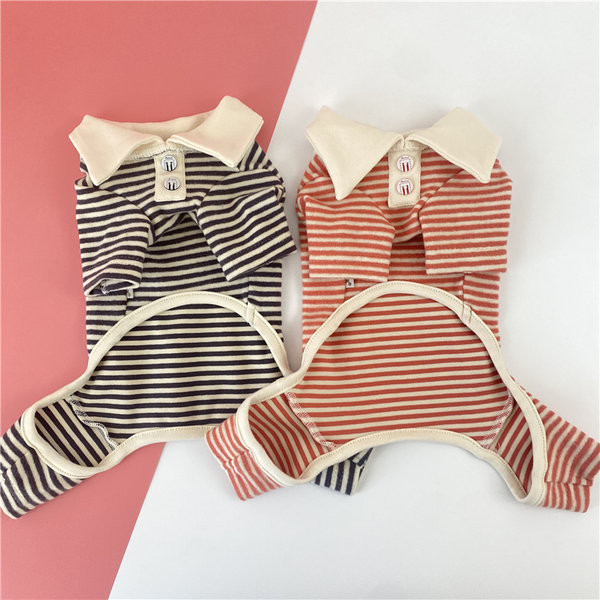 Nööpidega triibulised riided - koerale