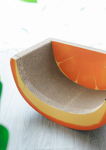 Pat de hartie de zgariat din hartie ondulata pentru pisici