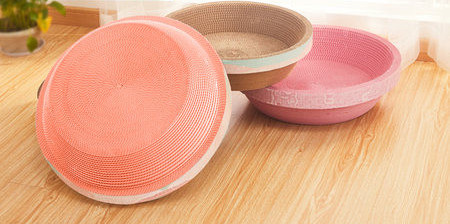 Zgarietor rotund pentru pisici cu hartie ondulata