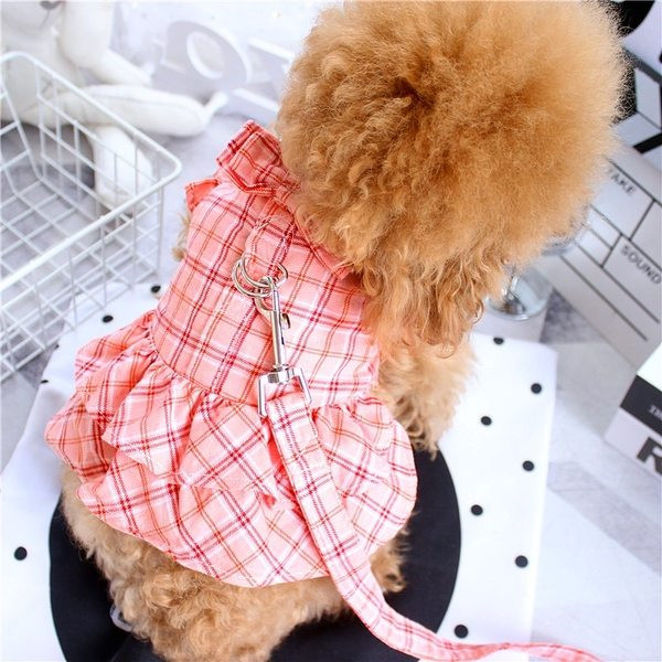 Rochie de câine în carouri cu inele metalice pentru lesă