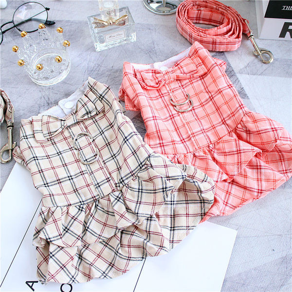 Rochie de câine în carouri cu inele metalice pentru lesă