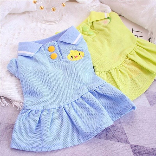 Rochie pentru caine cu guler clasic si broderie