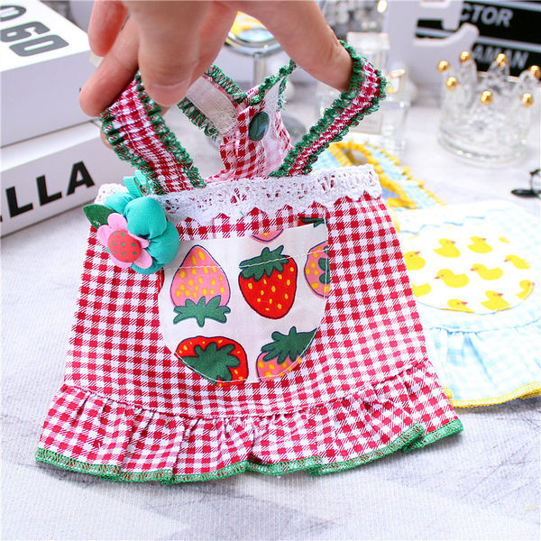 Rochie pentru câini în carouri cu element 3D