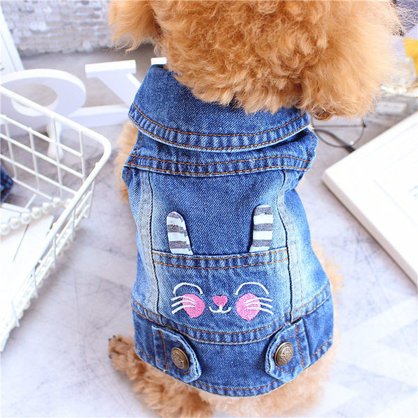 Värvilise tikandiga teksajakk koertele