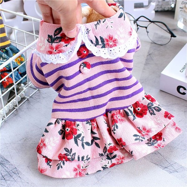 Rochie in dungi cu bucle pentru caini