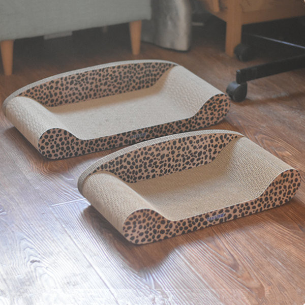 Scarlet pentru pisici din piele ondulata - mai multe modele