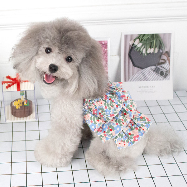 Rochie cu model floral - pentru caini