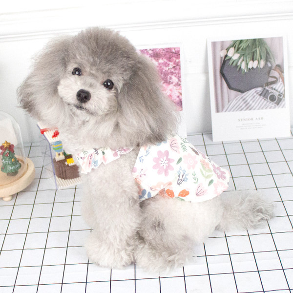 Top din bumbac cu model floral și bucle