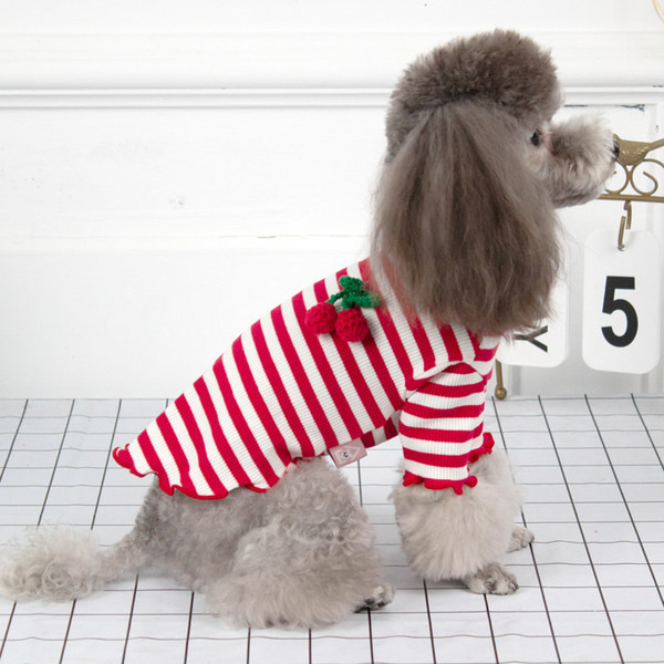 Bluză cu dungi în roșu și negru pentru câini