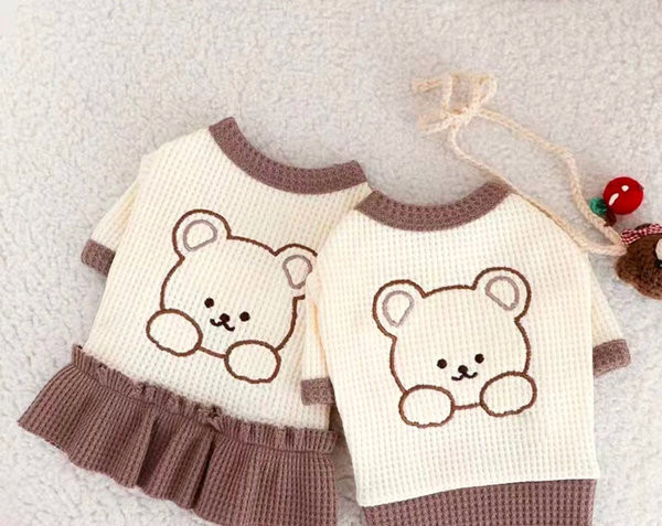 Bluză sau rochie pentru câini