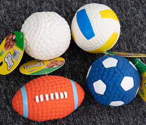 Jucărie de mestecat din cauciuc - pentru câini mici și mijlocii