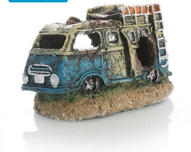 Διακόσμηση ενυδρείου σε σχήμα αυτοκινήτου