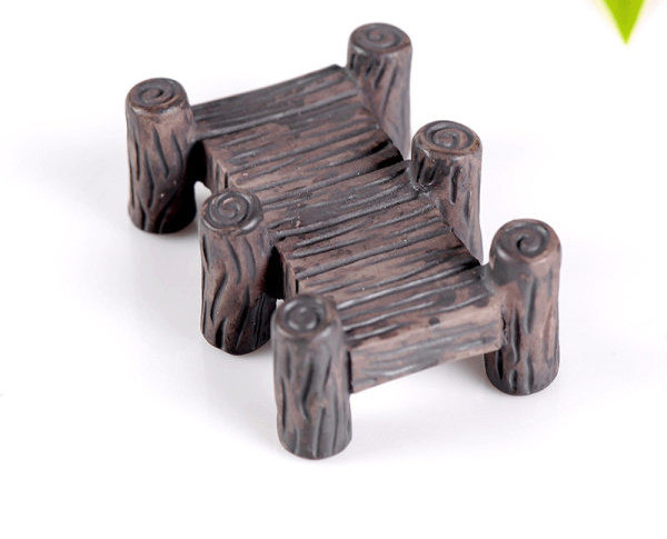 Decor din lemn pentru acvariu