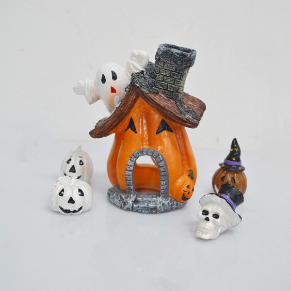 Akvaariumi kaunistus maja kujul