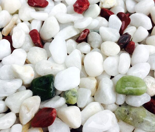 Pietre artificiale pentru decorarea acvariului