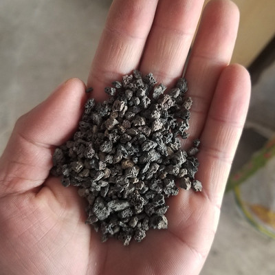 Διακοσμητικές πέτρες για το ενυδρείο σε δύο μοντέλα