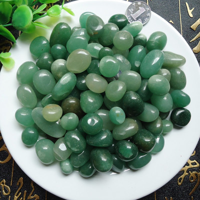 Spalvoti akmenukai akvariumo dekoravimui