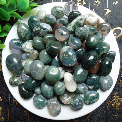 Spalvoti akmenukai akvariumo dekoravimui