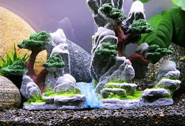 Kiviktaimla imitatsioon - akvaariumi kaunistus