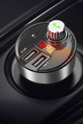 Auto MP3 saatja Bluetoothi ja USB pesaga