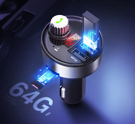 Auto MP3 saatja Bluetoothi ja USB pesaga