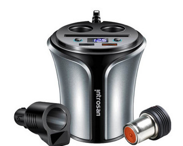 Încărcător pentru brichetă cu trei porturi USB