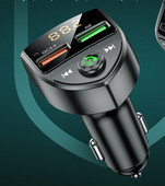 Auto MP3 saatja USB pesaga