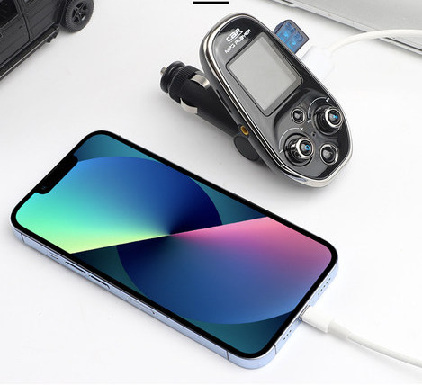 Transmițător auto cu MP3 player, Bluetooth și transmițător FM
