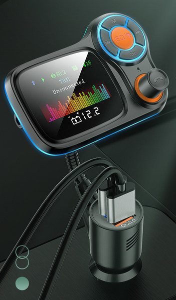 Autosaatja koos MP3-mängijaga, AUX, Bluetooth ja käed-vabad