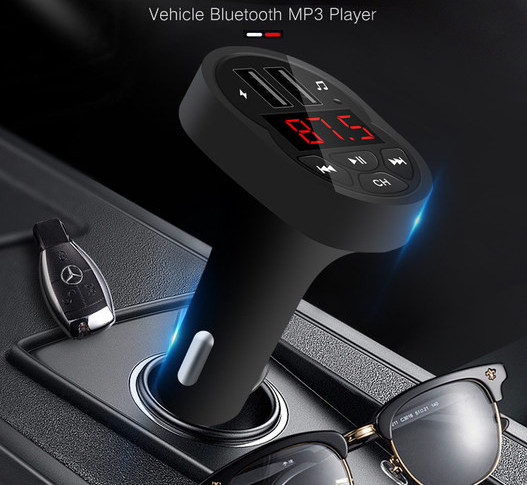 Saatja koos mp3 automängijaga