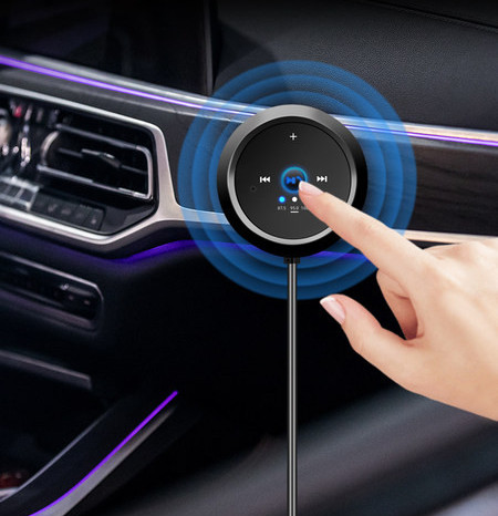 Bluetoothi ja mp3-mängijaga saatja